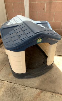 Pet zone cozy sales cottage dog house