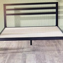Full Size Iron Bed Frame & Serta Mattress