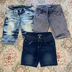 Women’s Capri Jeans Size 7/8