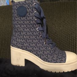 Mk Boots Woman  10