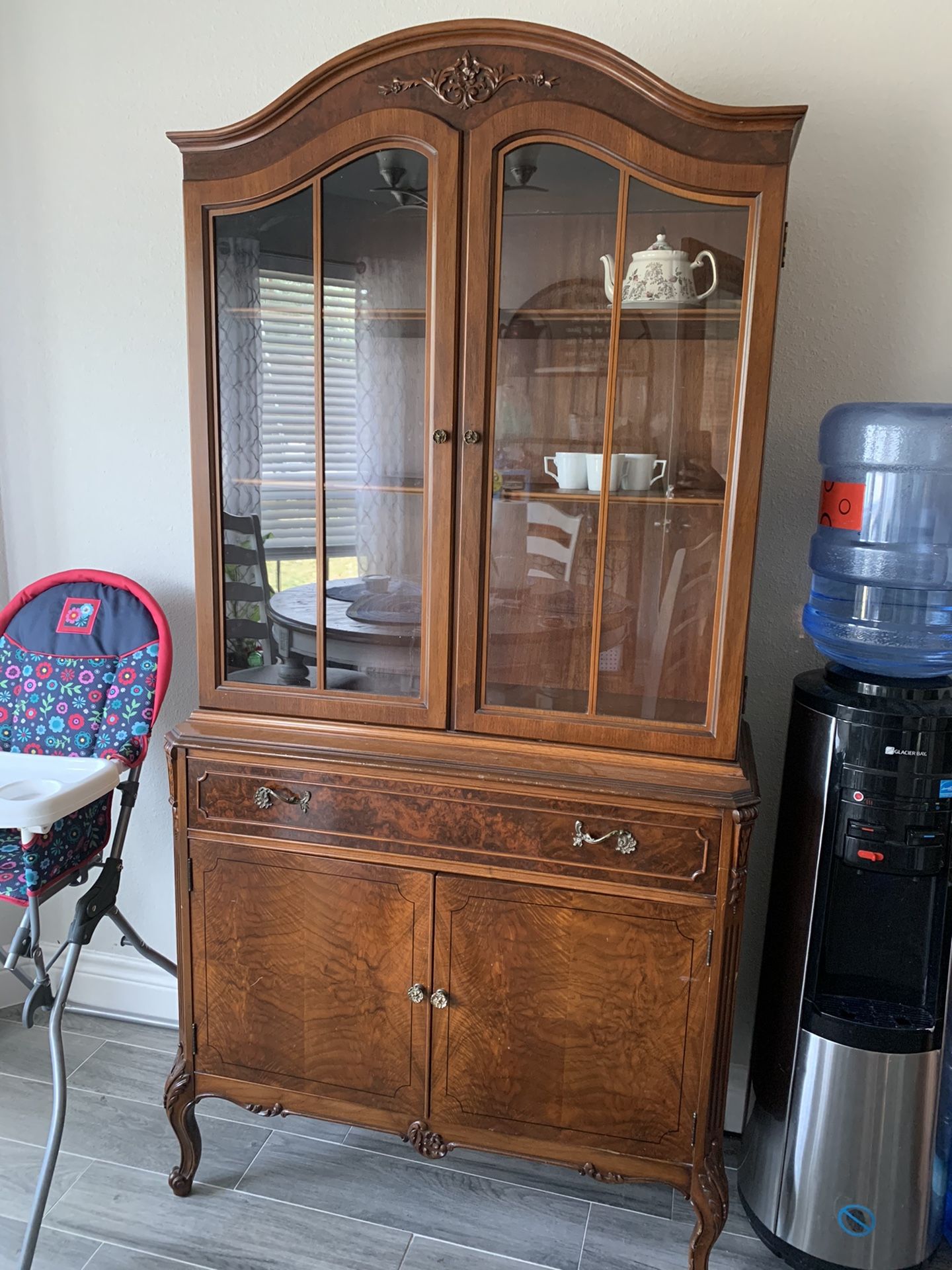 China cabinet