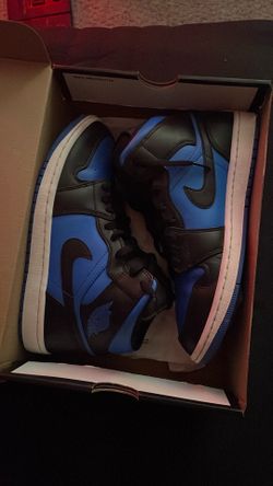 Jordan 1 royal blue