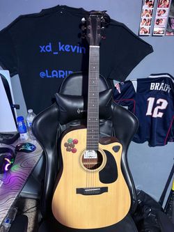 acoustic 6 string guitar