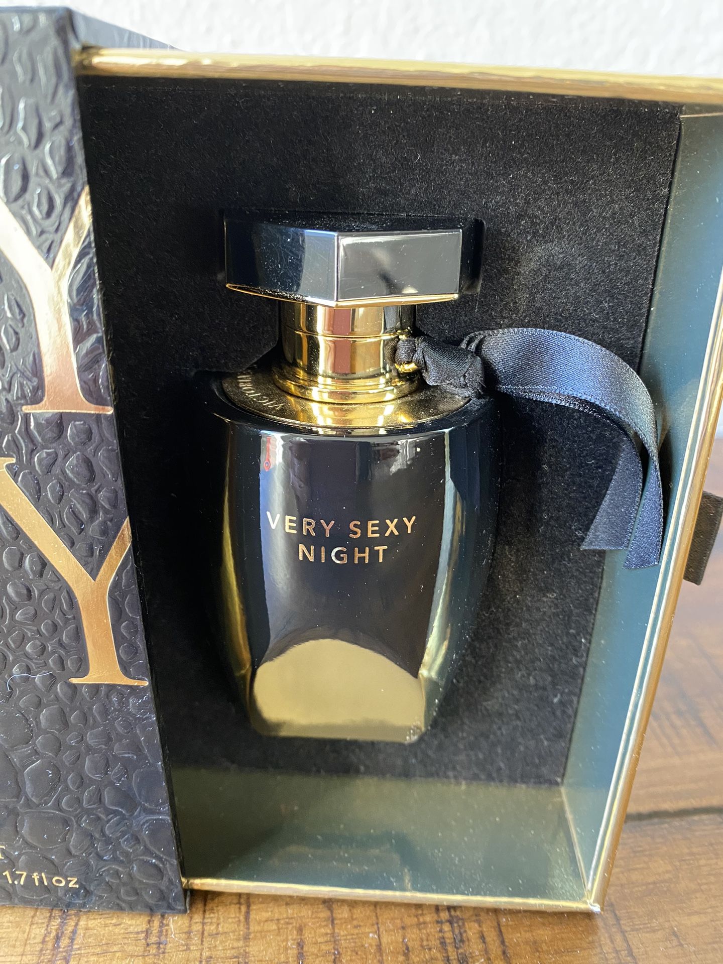 Victoria’s Secret Very Sexy Perfume 1.7 Oz