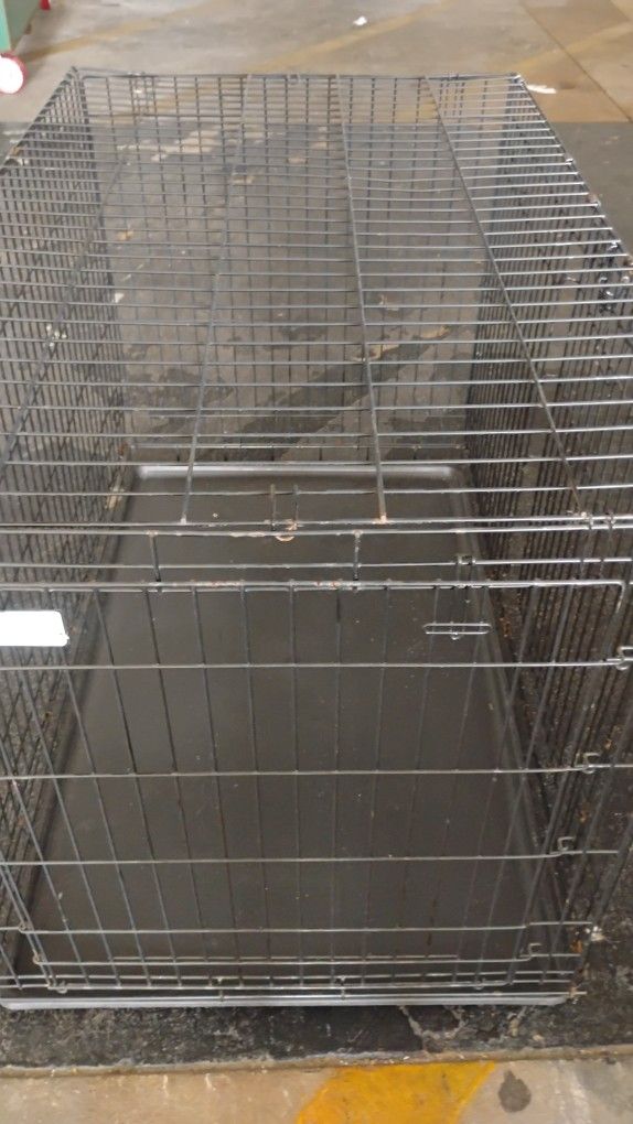 Top Paw 48 Inch Folding Crate Excellent Condition