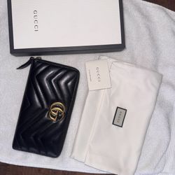 Gucci Mormont Zip Around Wallet