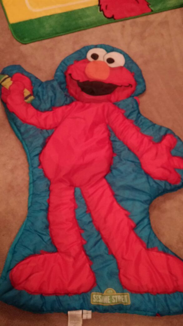 Elmo PlayHut sleeping bag 54"