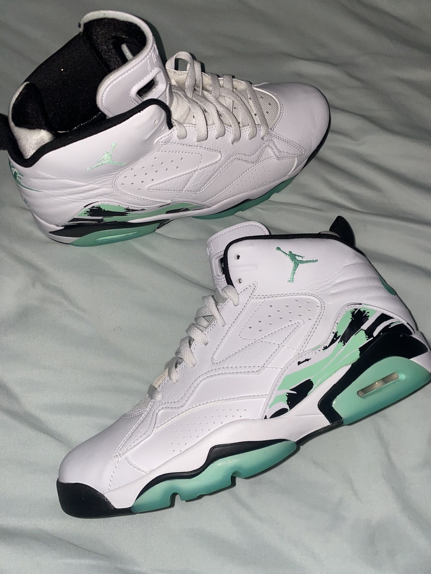 Jordan MVP (Glow Green) Men’s Size 11.5