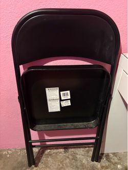 1 folding chair