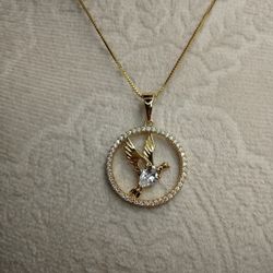 Beautiful Dove Necklace 14k Gold Laminated High quality material 25$