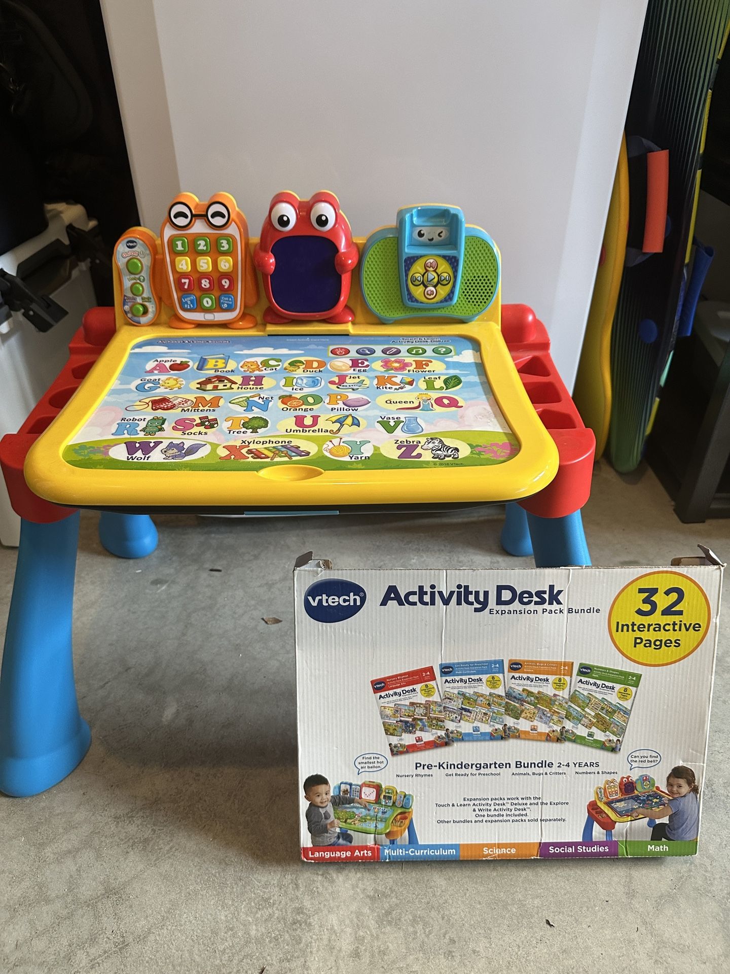 Tech Activity desk
