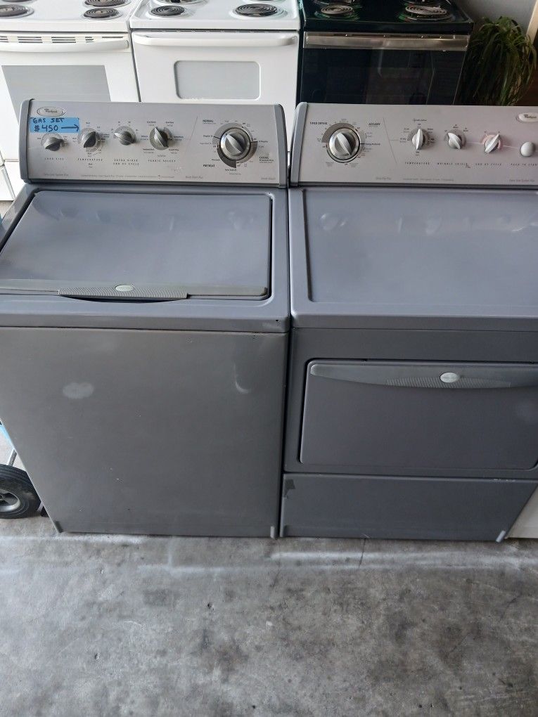 WHIRLPOOL GOLD GAS SET WASHER And DRYER 