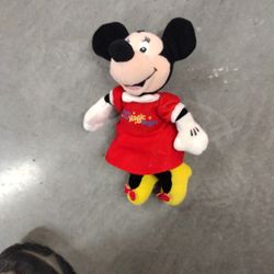 Disney Plush Minnie 8in B4