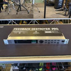 Behringer DSP1124P Feedback Destroyer Pro 2-Channel Rack-Mountable Audio Processor