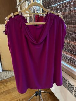 Ladies Plus Size Tops/Most Worn Once/Read Description