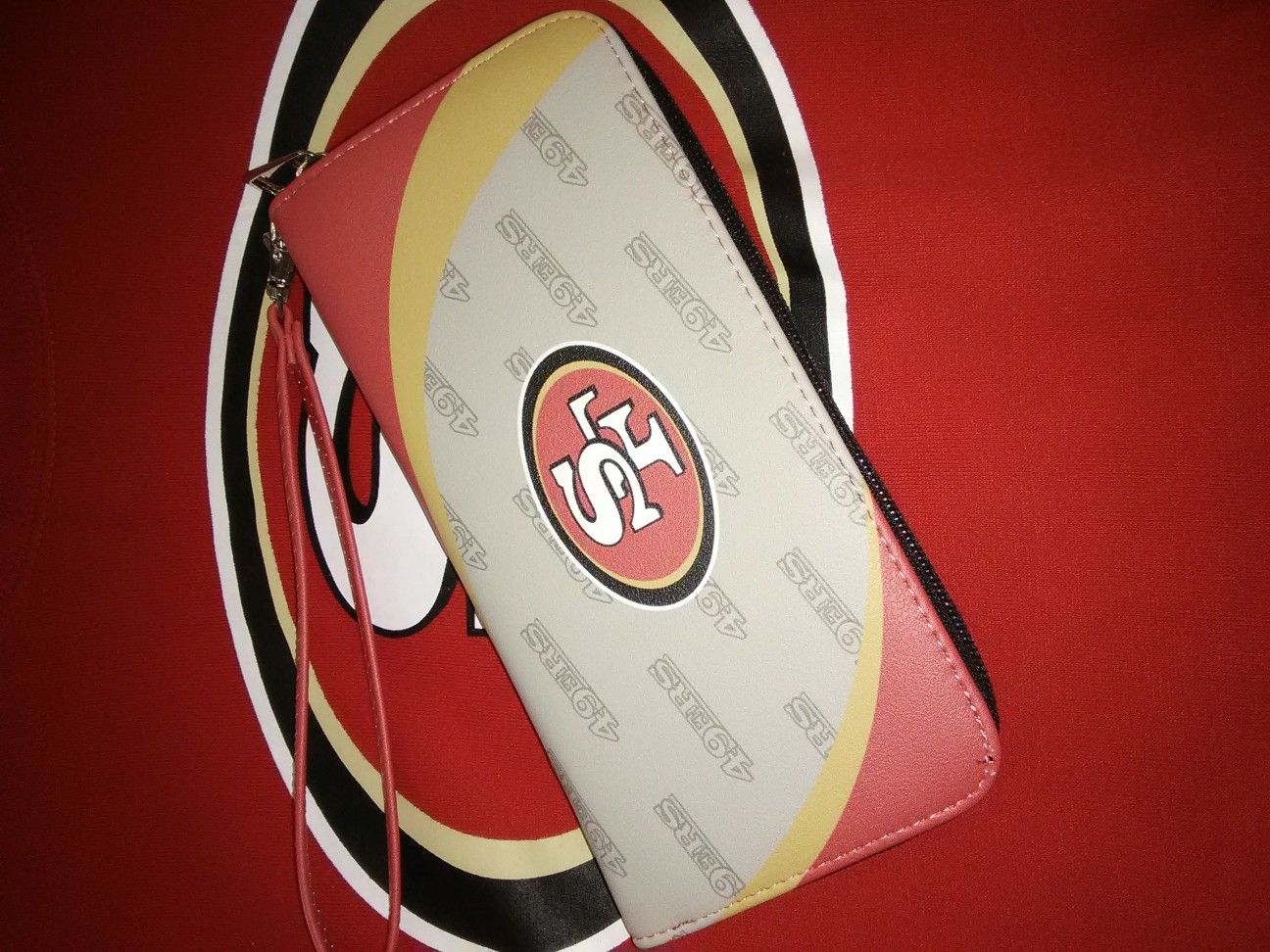 Womens 49ers coin purse makeup holder