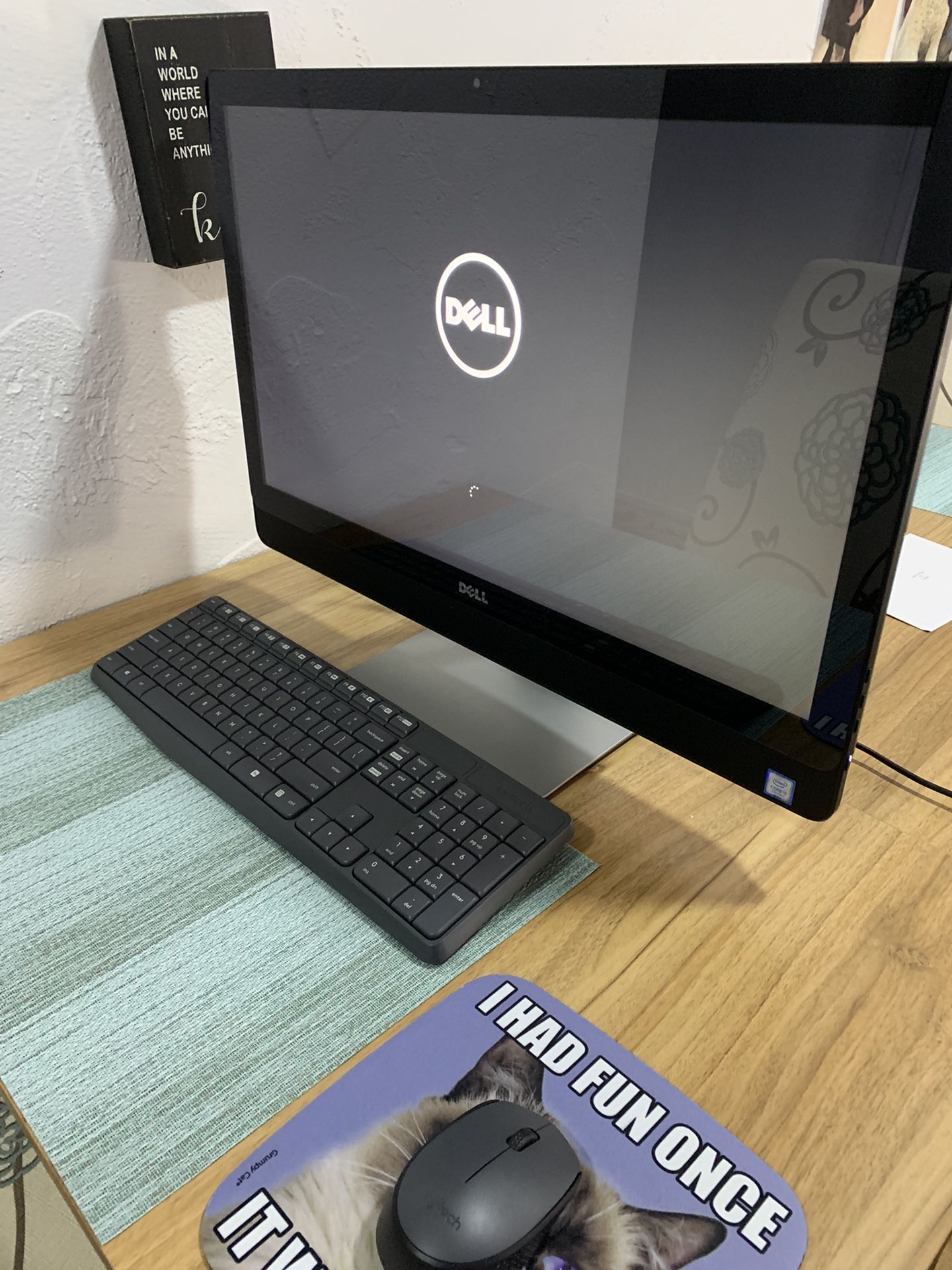 (Dell) All In One Computer (Touchscreen)
