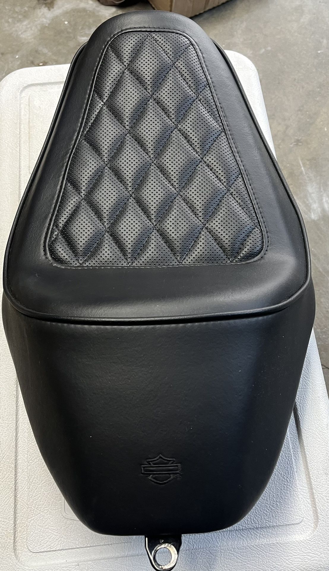 Brand  New  Harley Davidson  Seat