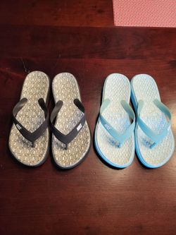 NIKE Flip Flops