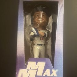 Max Muncy Bobblehead 2024