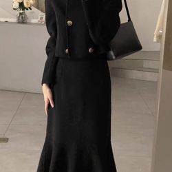 Elegant Black Blazer Jacket And Mermaid Skirt Suit
