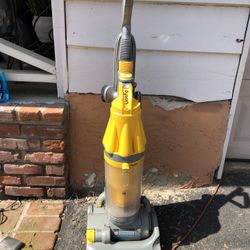 Like New Dyson DC 07 All Floor Vacuum With Full Attachments Tested Works Perfectly 