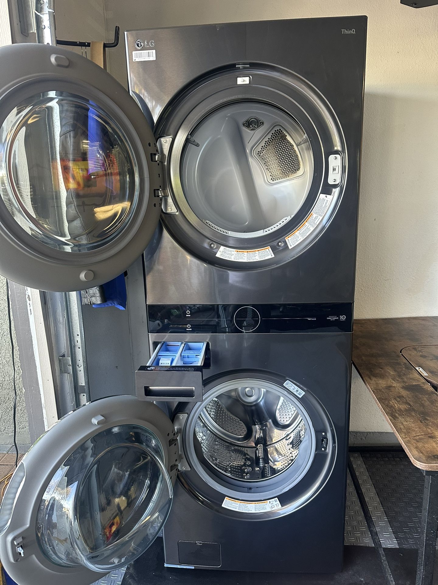 LG WASHER& DRYER GAS 