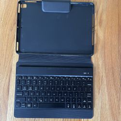Ultra slim iPad Keyboard