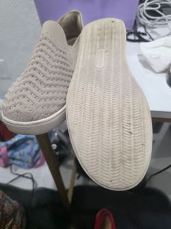 Nice confortable  shoes size 8.5