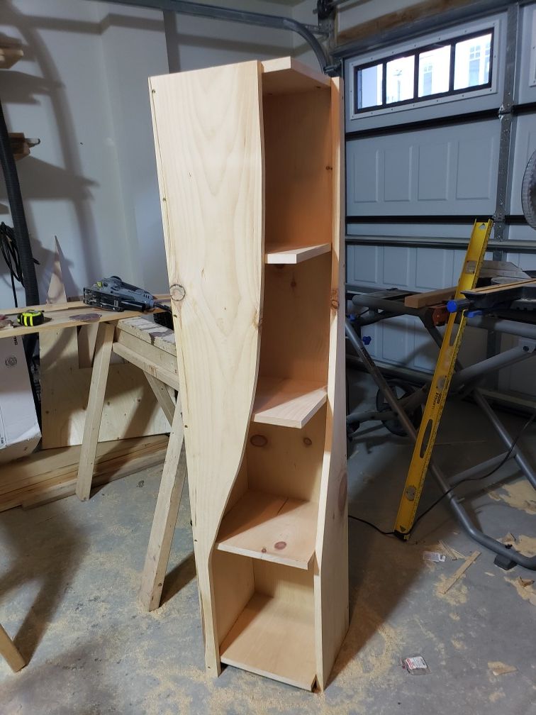 Shelf, twisted shelf