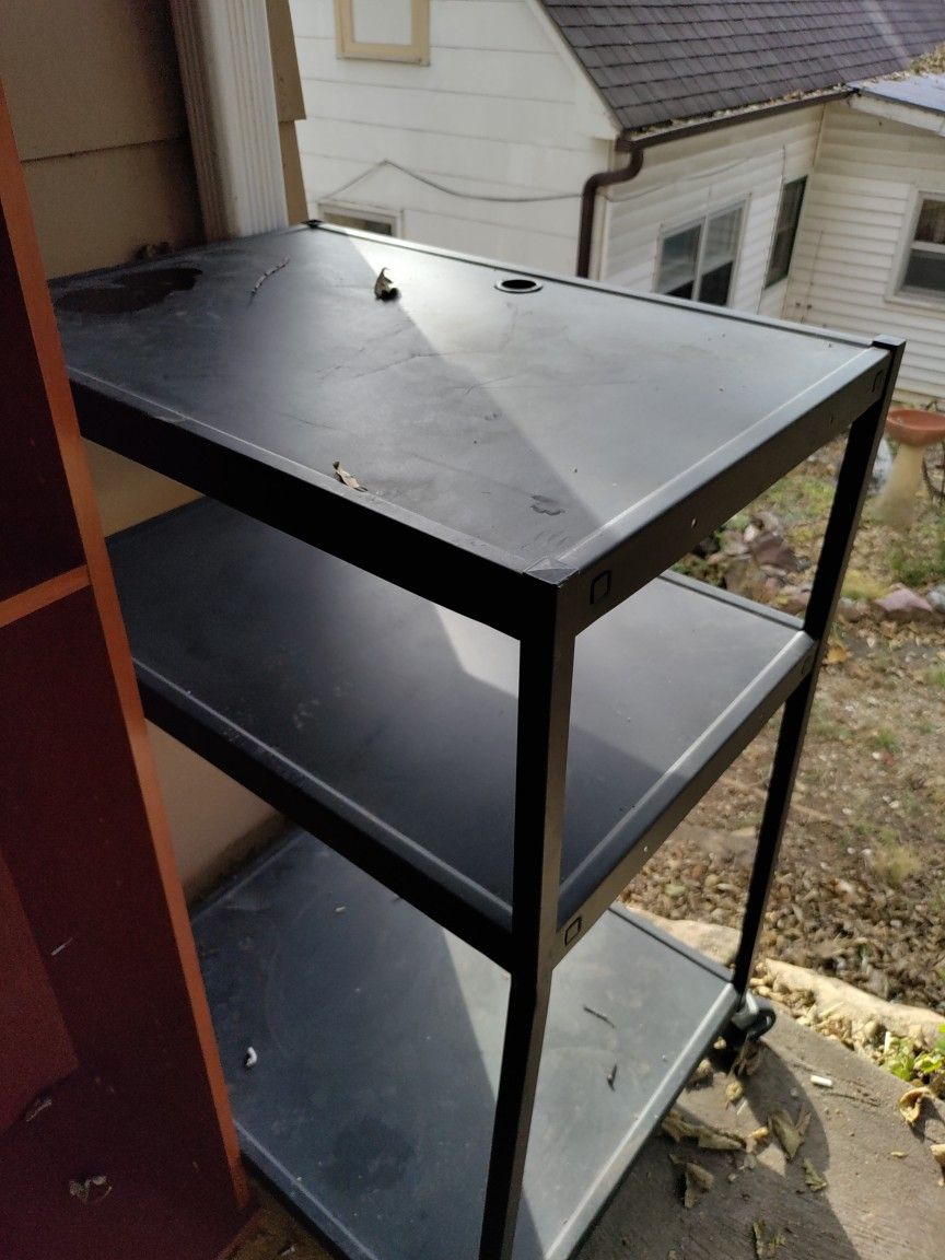 Metal Rolling Shelf
