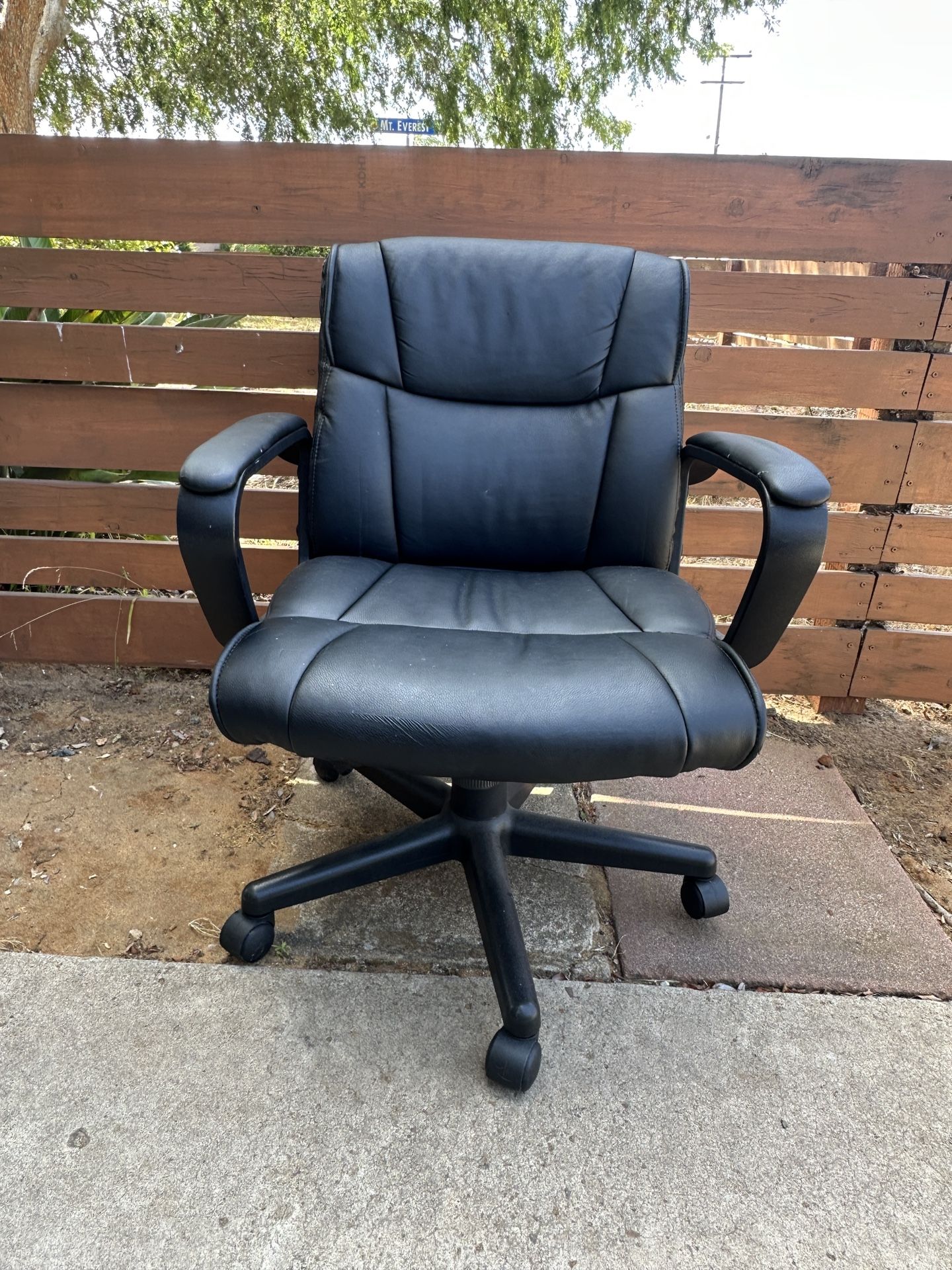 Black Office Chair