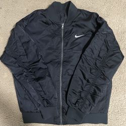 Nike Women’s Reversible Synthetic Fill Black Bomber Jacket Size S