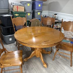 Dining Room Table 