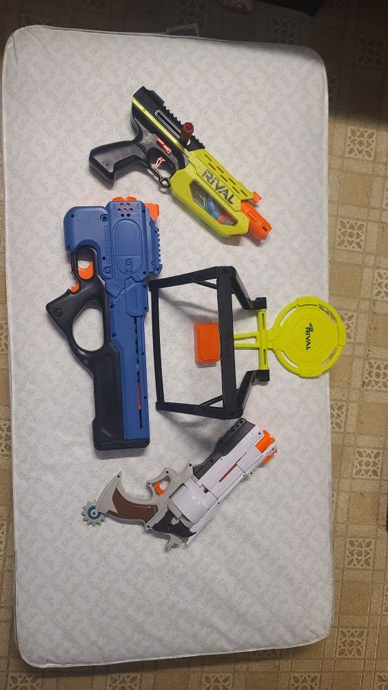 Nerf Rival Lot Of 3 + A Target