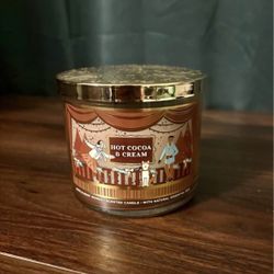 NEW Bath & Body Works  3-Wick Candles