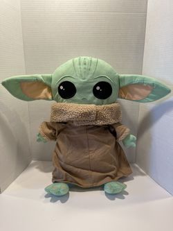 Baby Yoda Plushie