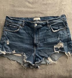 Abercrombie & Fitch Women’s Shorts - Size 18/34