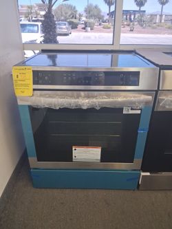 Frigidaire Electric Slide-In Self Cleaning Induction Range