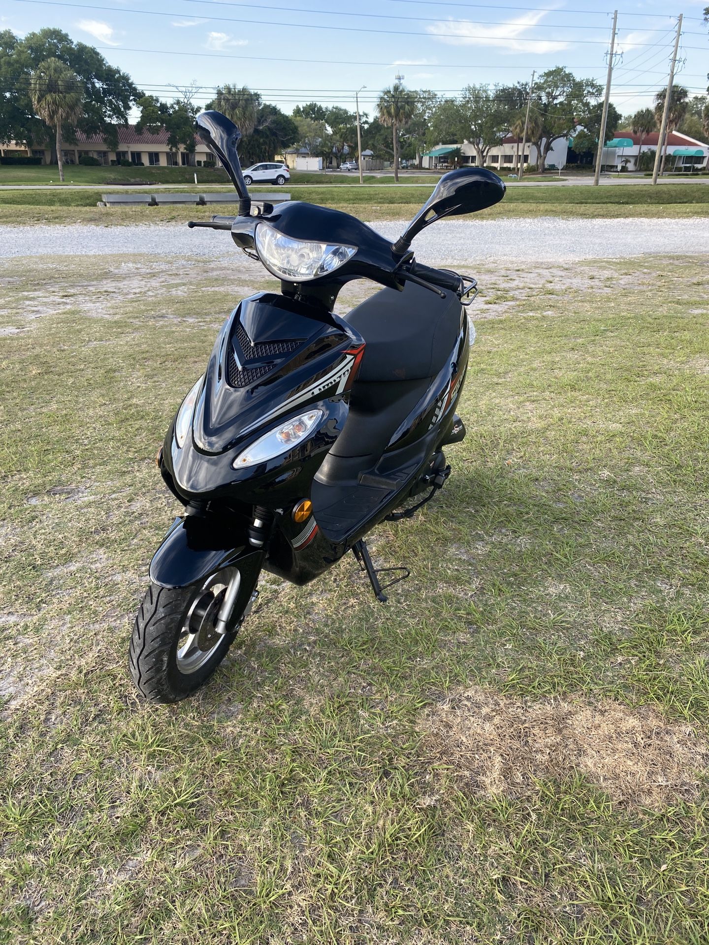 Solana Scooter 2024