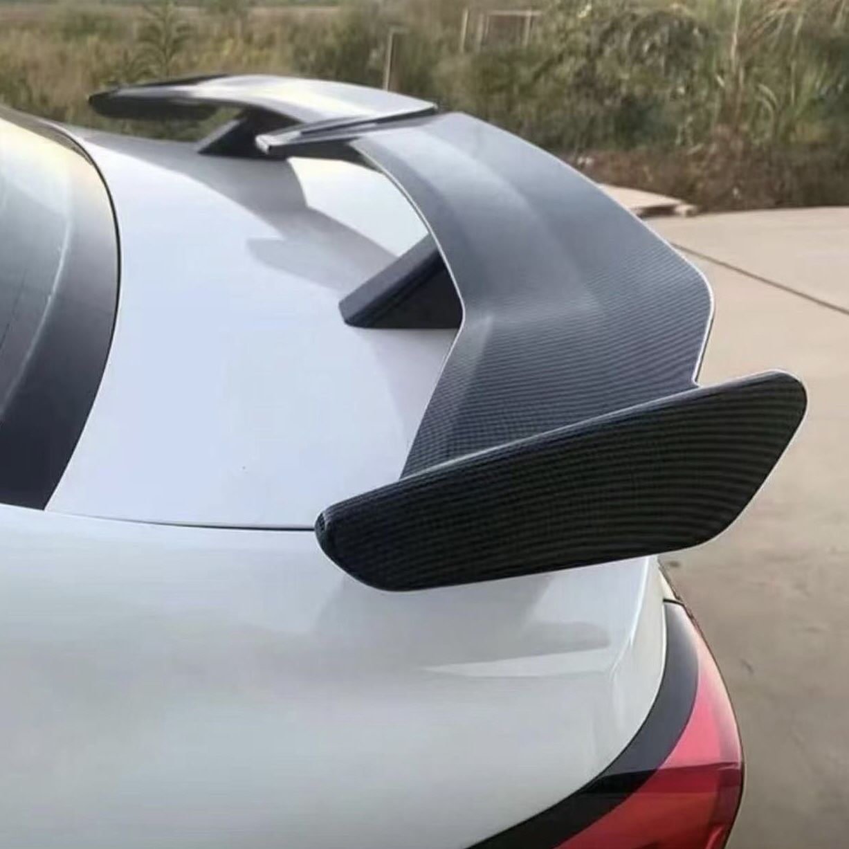 New In Box Universal Rear Trunk Spoiler Carbon Fiber Pattern Design Down Force Wing