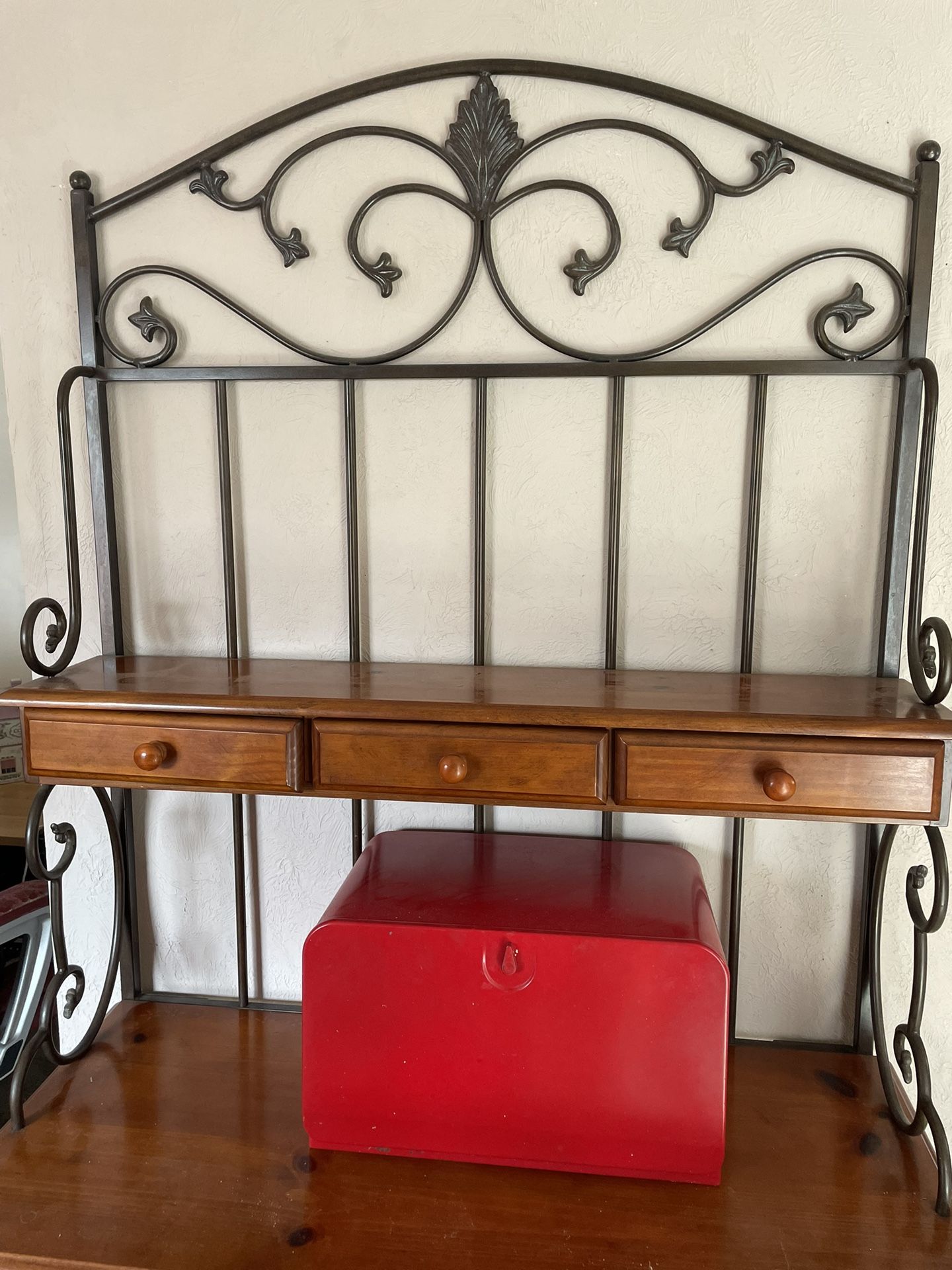 Kitchen Shelving