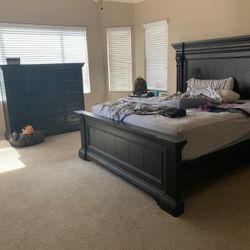 King Size Bedroom Set- Make An Offer