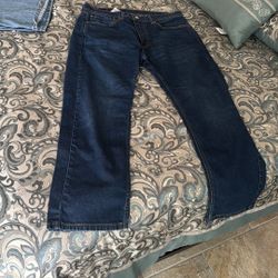 LEVI’S / 36 X 30 / 505
