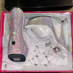 Dazzling Full Rhinestone High Heels Size 7 NEW in Box