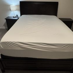 Complete Queen Bedroom Set (mattress NOT Included)