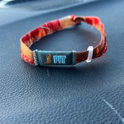 Stagecoach pit wristband Free
