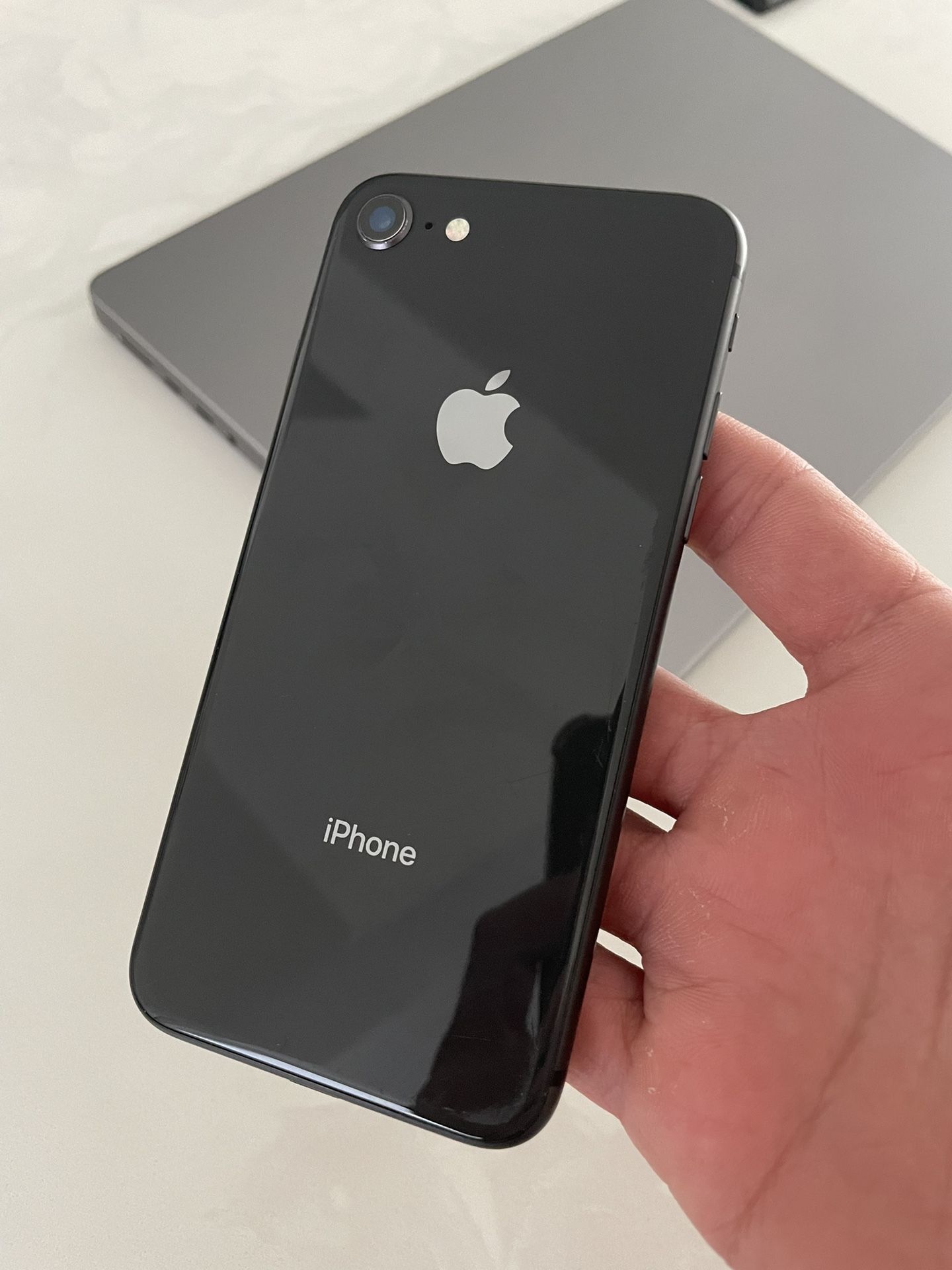 iPhone 8 64gb Factory Unlock