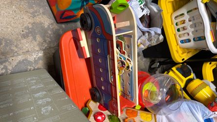 Paw patrol workbench and truck