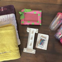 "I/Isabella" Personalized Items Lot